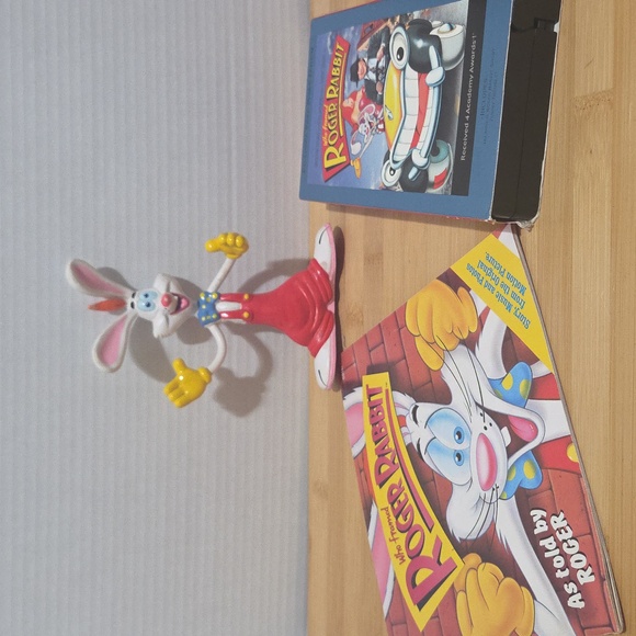 VINTAGE ROGER RABBIT LOT - Picture 11 of 11